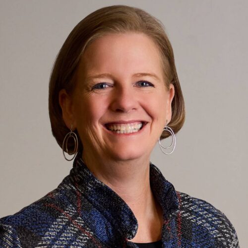Headshot of Moderator: Kim Bumpas