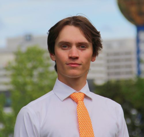 Headshot of Spencer Dore