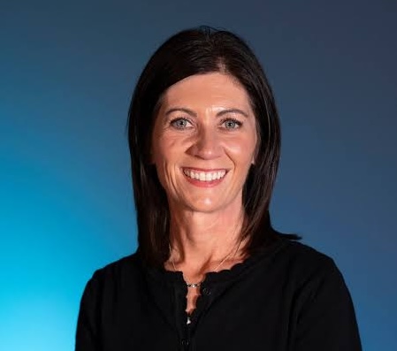 Headshot of Mayor Betsy Henderson